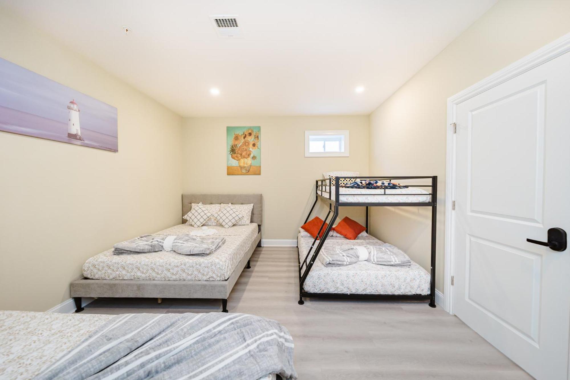 Apartment 60-1 4br - Cozy New Near Franklin Park Boston
