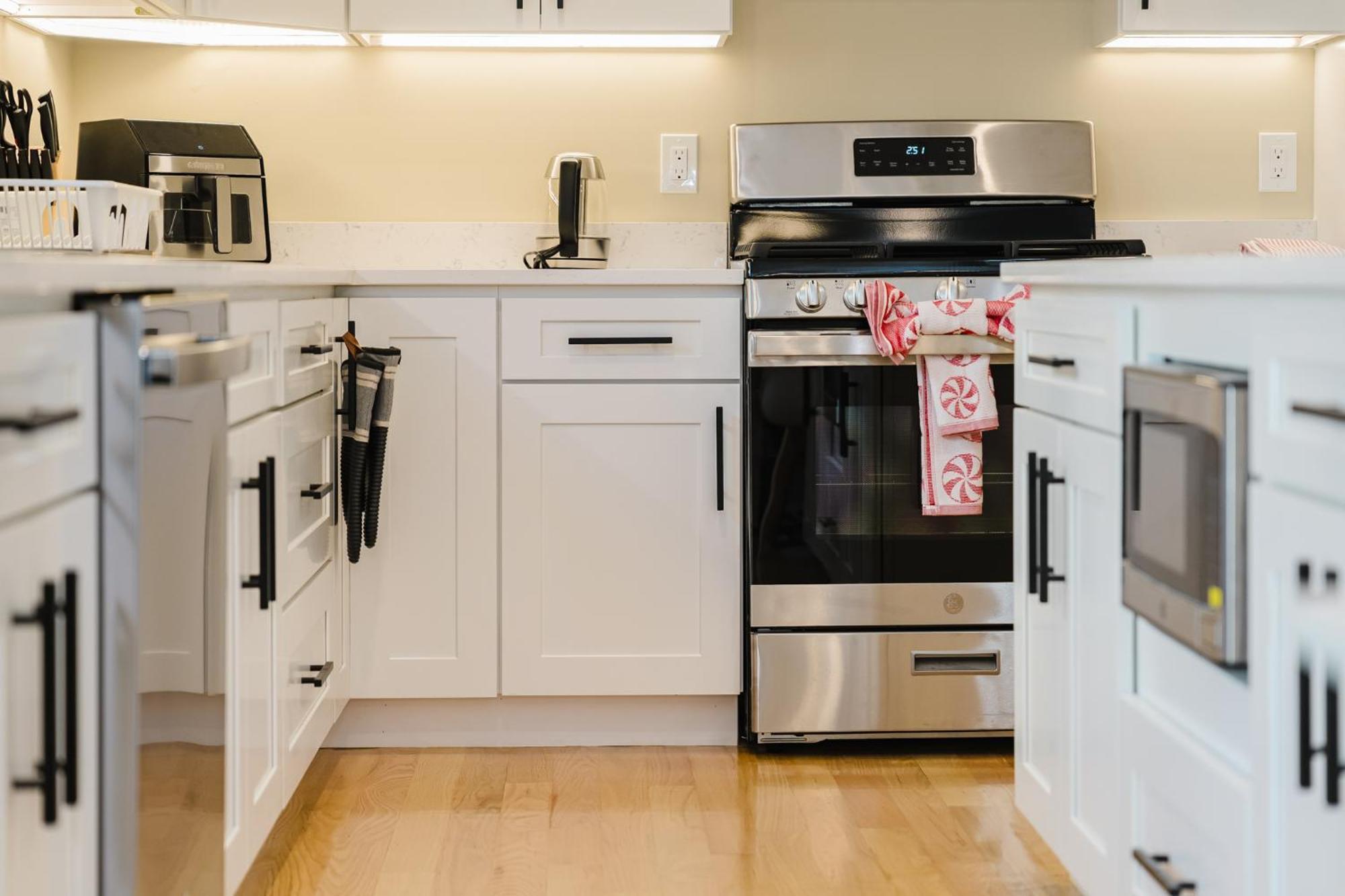 60-1 4br - Cozy New Near Franklin Park *