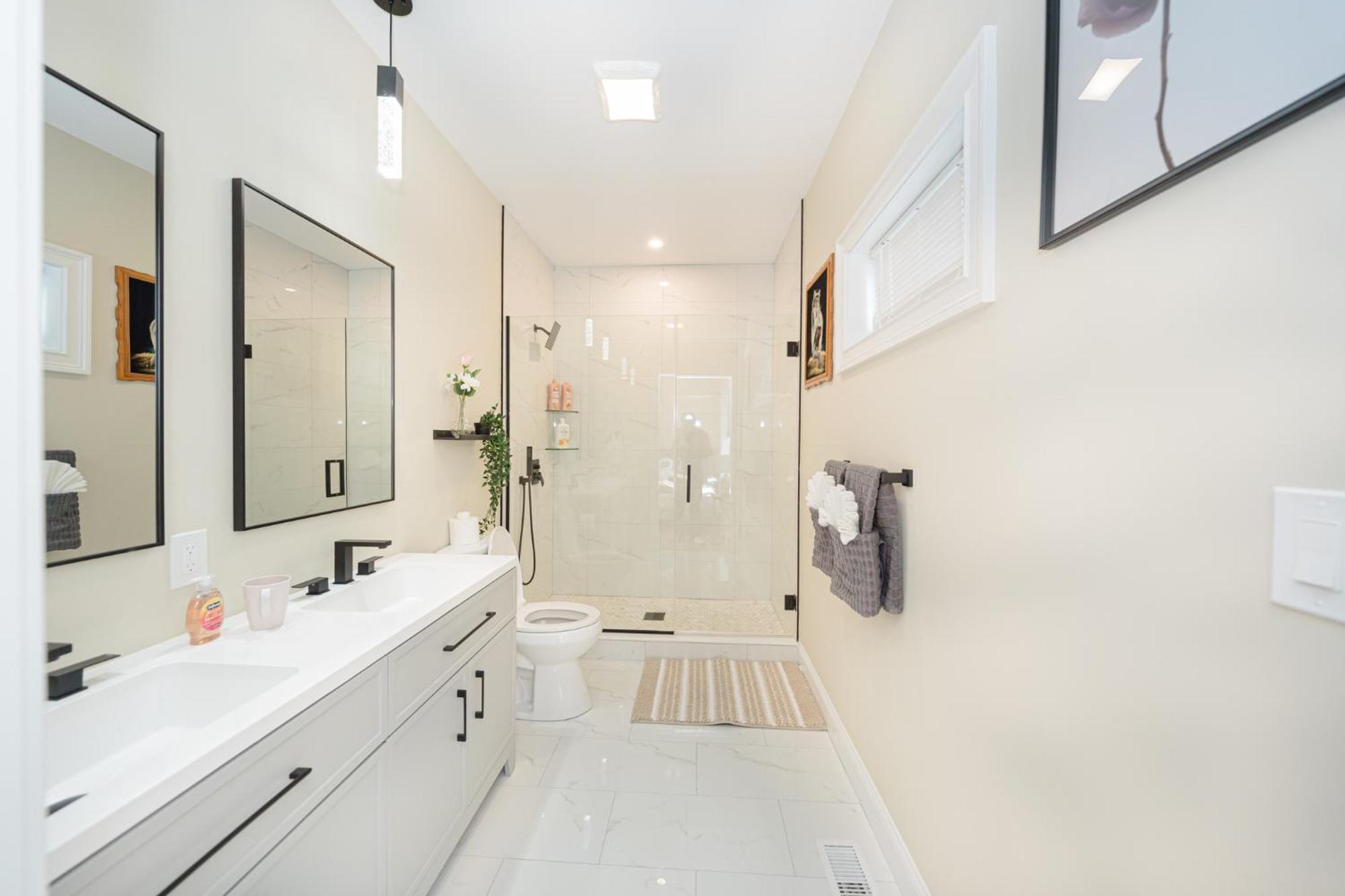 Apartment 60-1 4br - Cozy New Near Franklin Park
